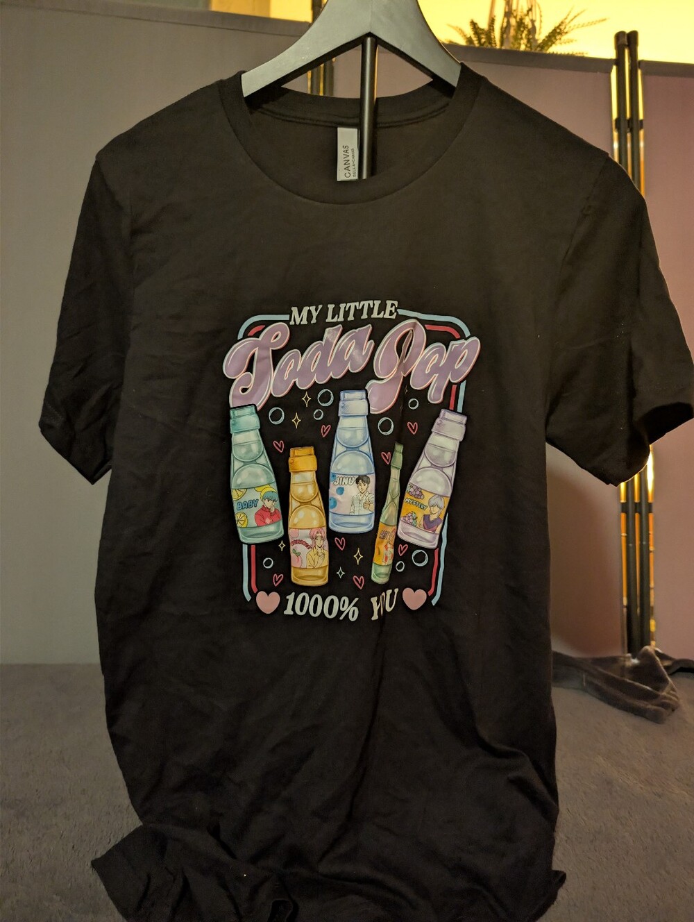 Black 'My Little Soda Pop' Graphic Tee Medium Demon Hunter Saja boys Shirt